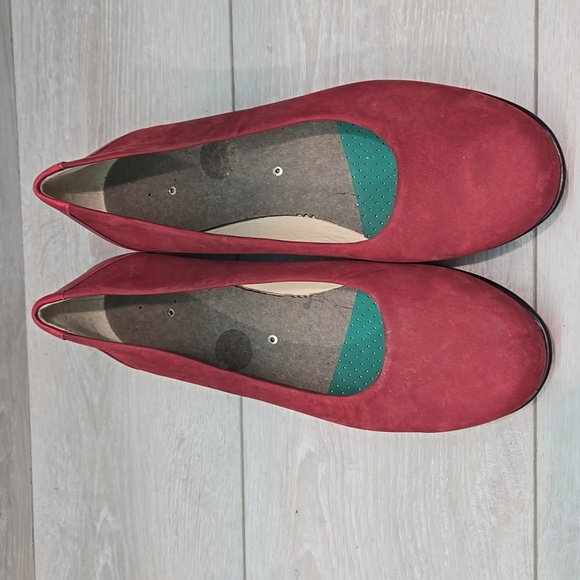 SAS Women Red Flats Comfortable Slip-On Loafers Shoes Sz 11M - Picture 3 of 12